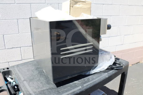 BRAND NEW Estella Caffe ECEM1C compact automatic espresso machine, 110V, slight scratches.