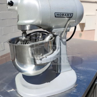 BRAND NEW SCRATCH-N-DENT! Hobart N50-60 5 Qt. Bowl Lift Countertop Mixer with Standard Accessories - 120V, 1/6 hp. S/N: 31 - 1692- 345