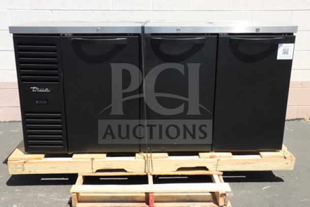 True TDR72-RISZ1-L-B-SSS-1 kegerator, black, 72", scratch-n-dent, for 3 half kegs, includes 2 stainless steel taps.