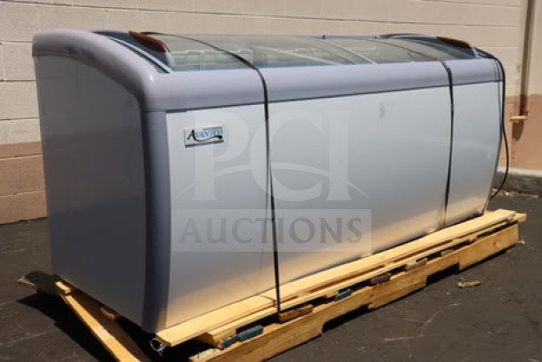 Brand new Avantco DFC20-HCL 70 7/8" curved top ice cream freezer. Scratch-n-dent, tested, powered on. Serial: DFC201210250021.