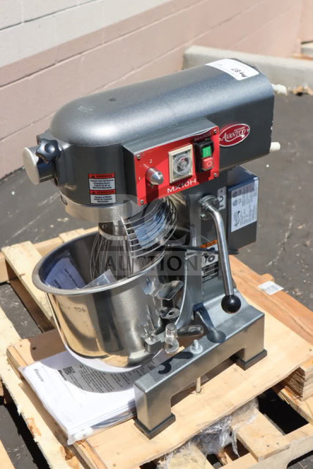 Brand new Avantco MX10H 10 Qt. planetary stand mixer with guard, standard accessories; visible serial number 52 0221 25.