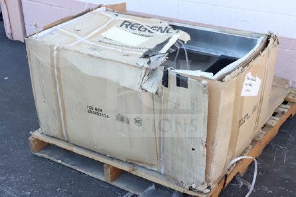 Brand new Regency 600IB2136 21" x 36" stainless steel underbar ice bin with bottle holders. Packaging is ripped.