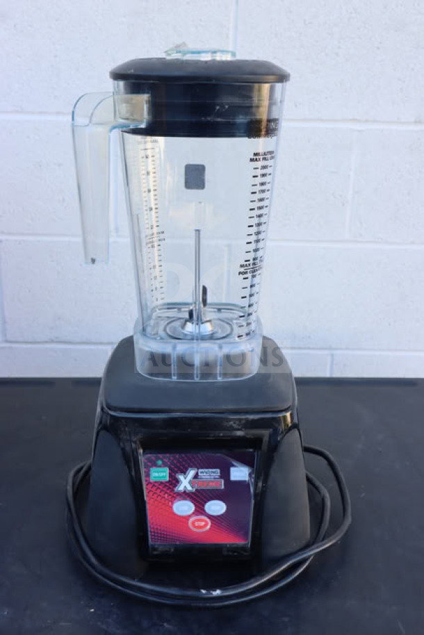 BRAND NEW Waring MX1050XTS 3.5 hp blender, 64 oz. stainless steel container, electronic keypad, 120V, visible scratch.