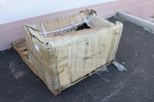 Brand new Regency 600IB2136 21" x 36" stainless steel underbar ice bin with bottle holders. Packaging damaged.
