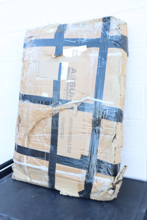 BRAND NEW Add-On 6 Burner Griddle Top, model 177AOGT3627, 35 7/8" x 27" x 4", original packaging damaged.