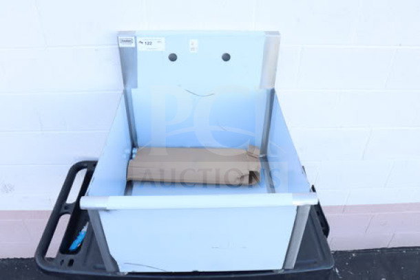 Steelton 522US12424 utility sink, 24"x24"x14", scratch-n-dent condition, for 8" center faucet, visible tags.