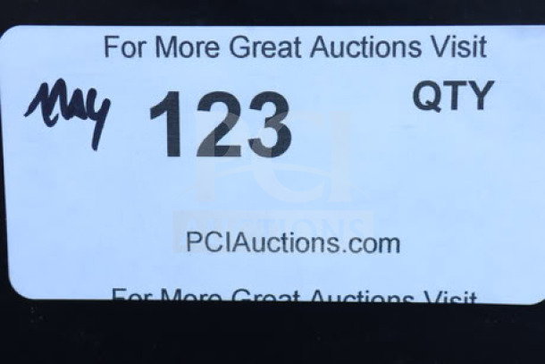 Hamilton Beach HMD880 MixStation, 1/3 HP, 120V, 576 Watts, scratch-n-dent, auction tag: PCIauctions.com, quantity 123.