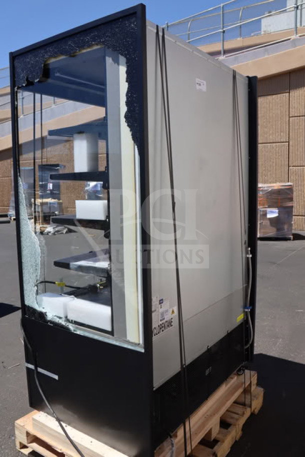 Avantco VOA-48-B open air merchandiser, 47" black, with LED lighting on pallet; visible scratch on side panel.