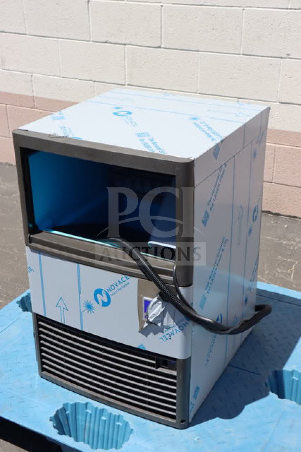 BRAND NEW Manitowoc UDP-0080A-161 ice machine, air-cooled, undercounter model, 19 11/16" width, 31 lb. bin. Serial: 1121338015.