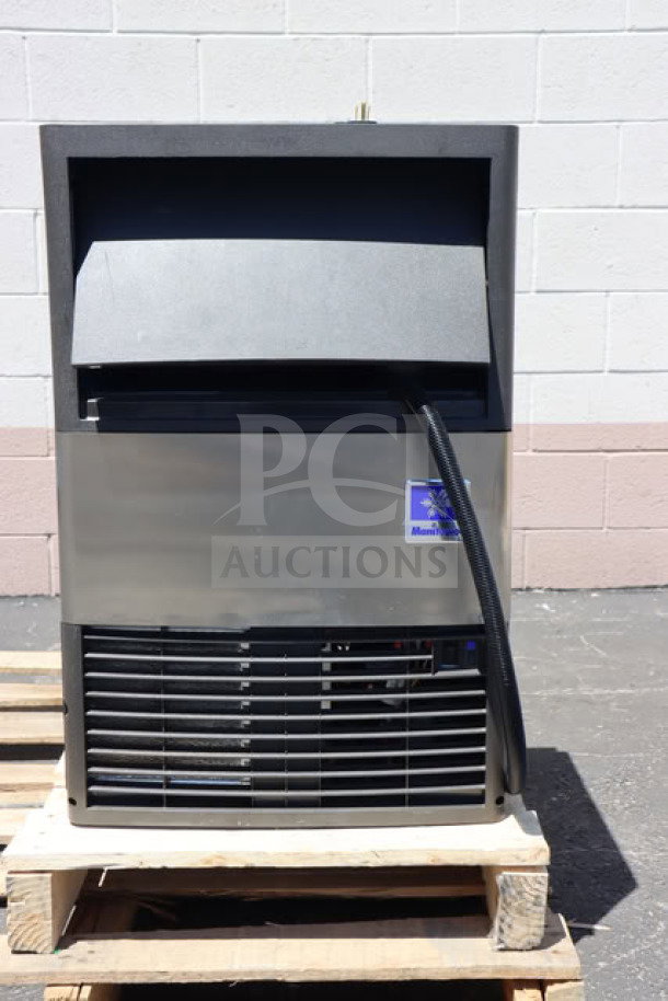 BRAND NEW Manitowoc UDP-0080A ice machine, 19 11/16" wide, air-cooled, dice cube, 31 lb. bin, 115V, 110 lb. capacity.