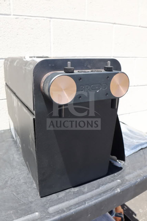 BRAND NEW SCRATCH-N-DENT! Fetco DRNX by BROOD DUO Dual Tap Nitro Cold Brew Dispenser, model PBR-DUO SLM, serial DUO01502, 120V.
