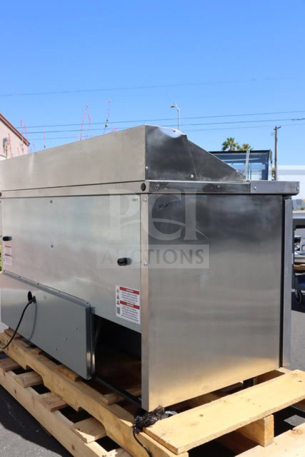 Brand new True TSSU-60-16-HC refrigerated sandwich prep table, 60", stainless steel, 2 doors, scratch-n-dent condition.