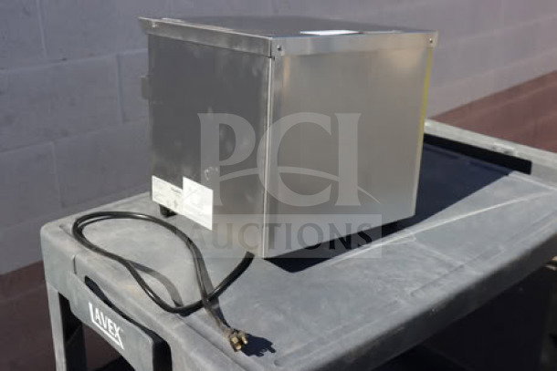 BRAND NEW Vollrath CT2BH-120400 JT1BH Conveyor Toaster with 2.5" opening, 120V, 1600W. Serial Number: P364-01943675-17.