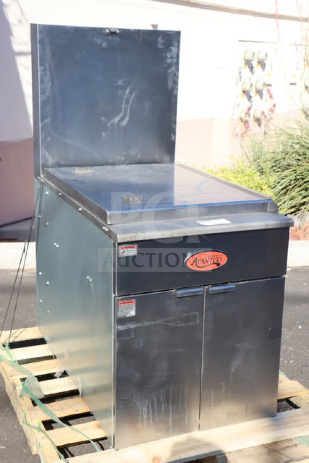 BRAND NEW Estella DPC1620T Dual-Heat Clamshell Tortilla Dough Press, 16" x 20", 240V, 3600W, scratch-n-dent condition.