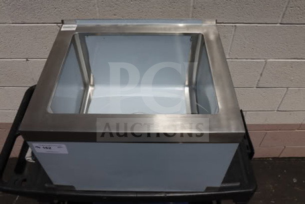 Brand new Steelton 522MS162012 25" stainless steel mop sink, 18 gauge, 304 steel, 20"x16"x12" bowl, minor scratches noted.