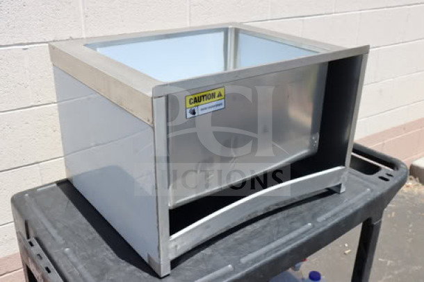 BRAND NEW Steelton 522MS162012 one compartment floor mop sink, 18 gauge 304 stainless steel, 20" x 16" x 12" bowl, with "Caution" label.