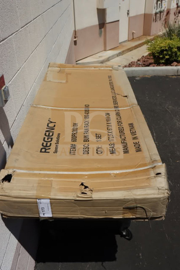 Regency 600PR20316K 20 Pan Stainless Steel Rack, brand new in damaged packaging, unassembled.