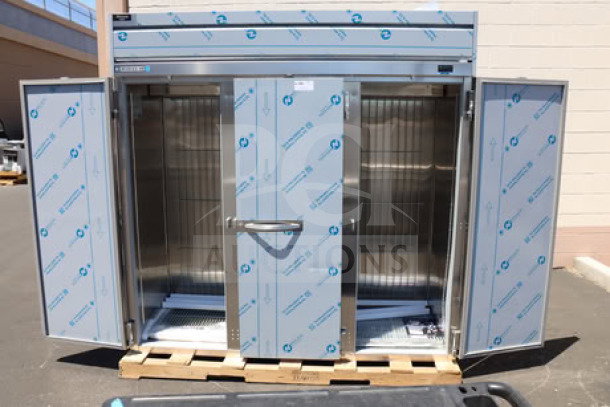 BRAND NEW Beverage-Air HFPS3HC-1S 78" 3-door reach-in freezer, tested, works great. Includes 9 shelves, casters, minor dent.