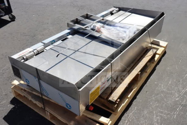BRAND NEW Vulcan MSA-72-102 countertop griddle, 72", liquid propane, 162,000 BTU, snap-action thermostatic controls, on pallet.