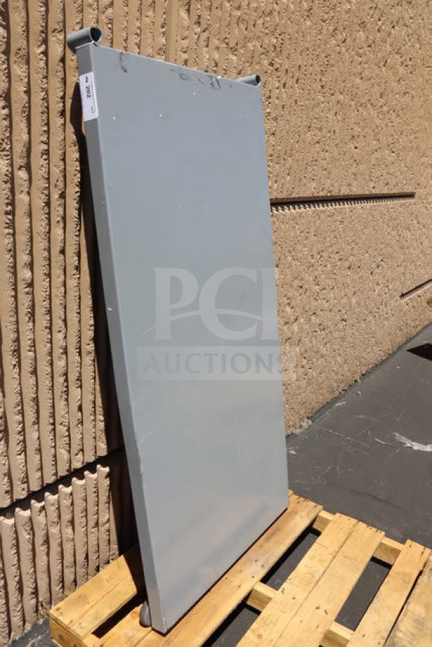 BRAND NEW Lavex Pro 600PFT3060HD platform component, 30" x 60", 2,500 lb capacity, heavy-duty steel, scratch-n-dent condition.