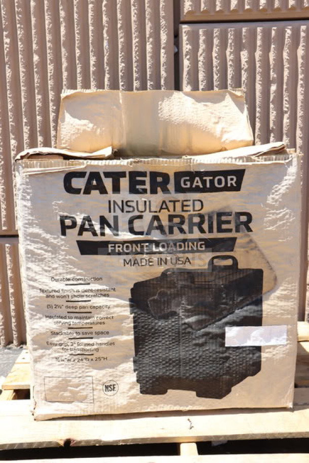 CaterGator 215PANCAR5GR food pan carrier box, warped packaging. Front-loading, green, holds 5 full-size pans. Brand new.