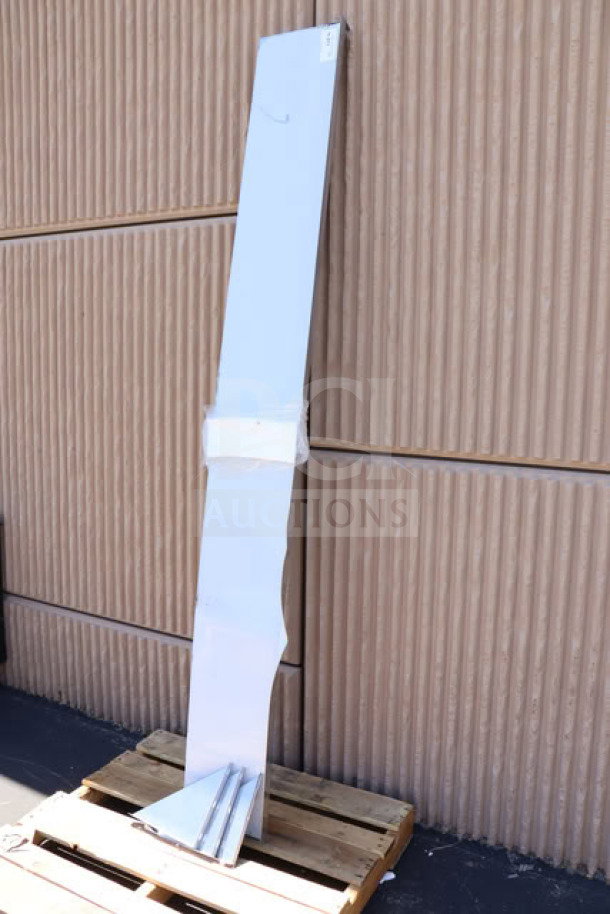 Regency Space Solutions 600WS1296HD gray single 6 tier locker, unassembled, new scratch-n-dent, on pallet.
