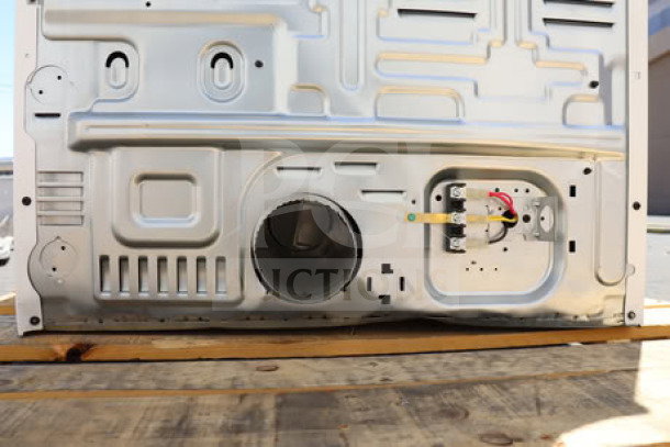 BRAND NEW GE GTX52EASPWB 6.2 cu. ft. electric dryer, 208-240V, 30A; slight scratches and dents. Serial: HA518215C.