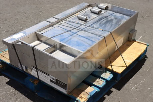 Cooking Performance Group GU-CPG-48-M 48" chrome electric griddle, 12,000W/16,000W, 208/240V, scratched and dented condition.