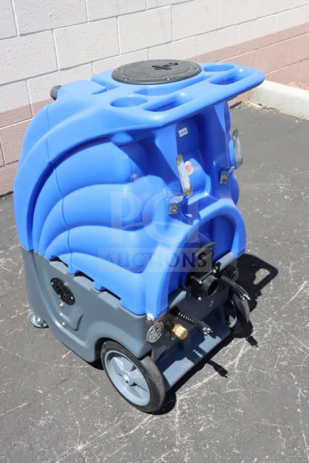 Lavex 12-gallon carpet extractor, model 842HT123ST12, dual 3-stage heated, 500 PSI, 25' hoses, 12" stainless wand, new.