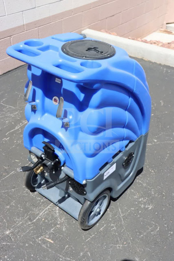 BRAND NEW Lavex Dual 3-Stage Heated Carpet Extractor, 500 PSI, 12 Gal, 120V. Model 842HT123ST12, stainless steel wand.