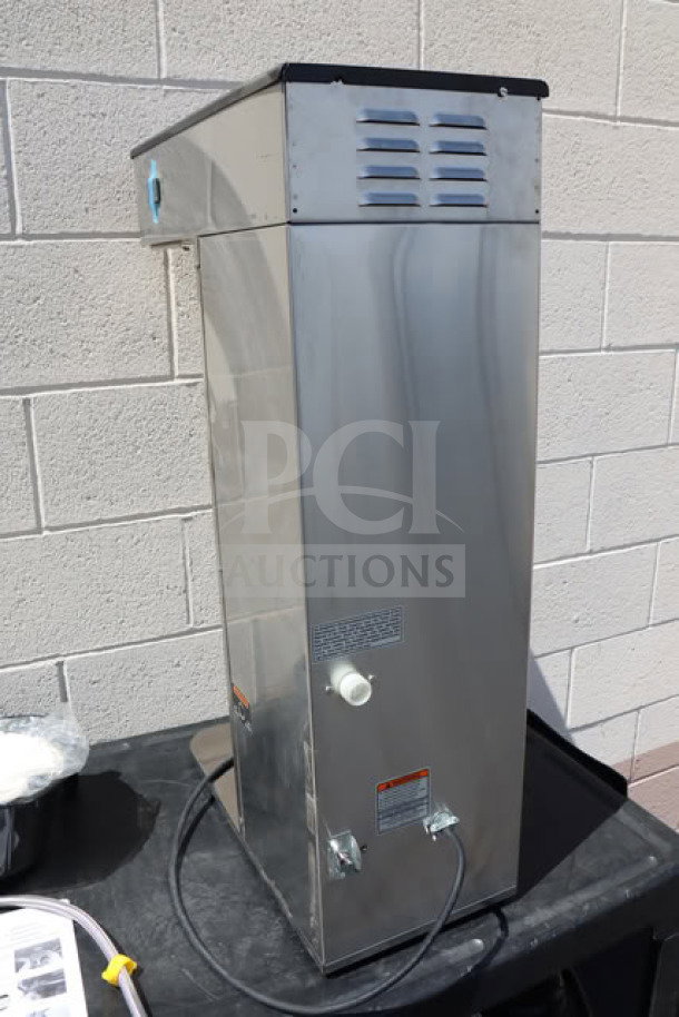 Bunn 53100.0101 BrewWISE ICB-DV coffee brewer, stainless steel, new condition, dual voltage, 1700-4050 watts.