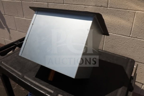 Advance Tabco D-12-IBL-X 12"x18" drop-in ice bin, brand new with scratch-n-dent, holds 23 lb, stainless steel finish.