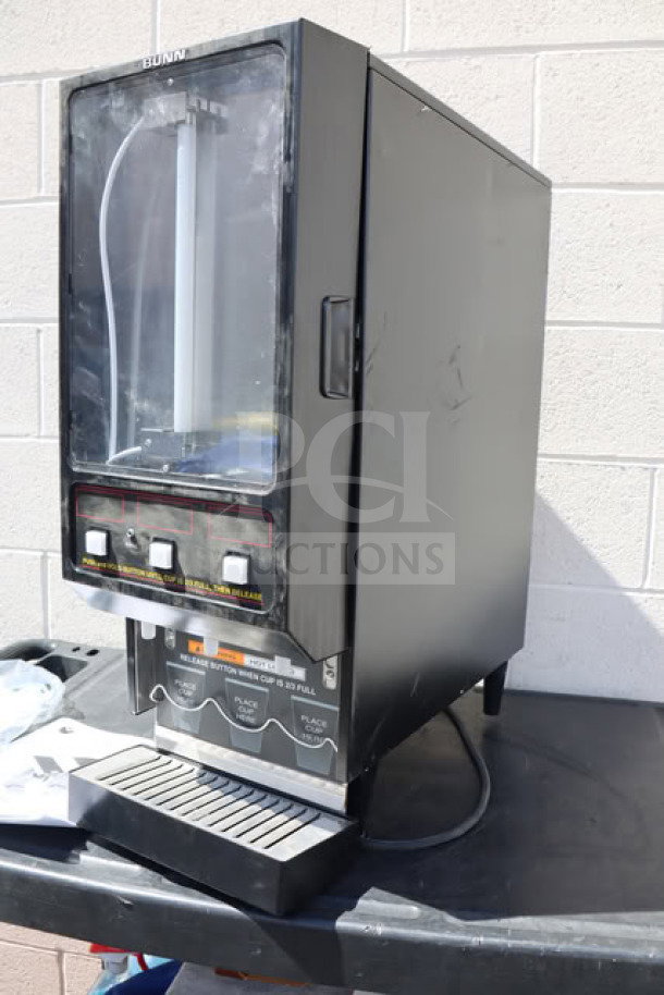 BRAND NEW Bunn SET00.0197 FMD-3 Fresh Mix Cappuccino/Espresso Machine, 3 Hoppers, Scratch-N-Dent, Missing Graphic, 120V.