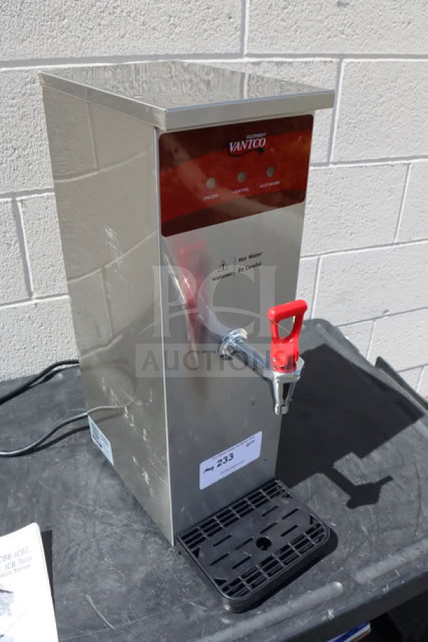 Brand new Avantco HWDA2 2-Gallon Hot Water Dispenser, 120V, 1500W. Slight scratches, serial #HWDA24325066.