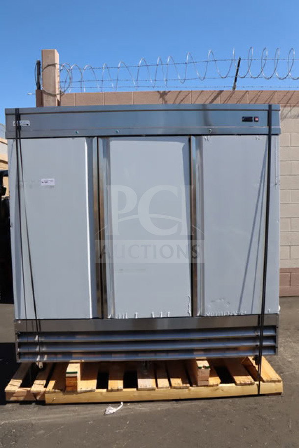 Avantco SS-3F-HC stainless steel reach-in freezer, brand new, 81 5/16" with minor scratches, out of packaging, serial #723039558.