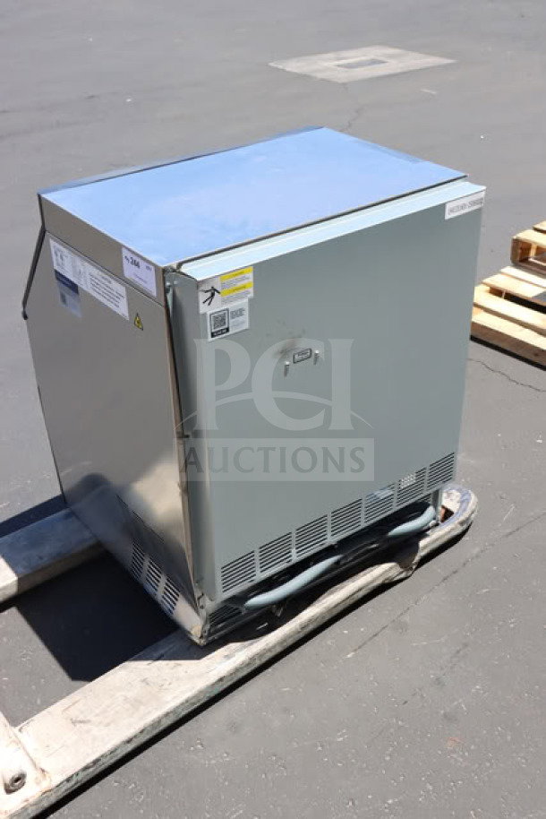 Avantco Ice UC-H-160-A 26" air cooled undercounter ice machine with cosmetic damage, tags visible, serial #194UCH160A-25060032.