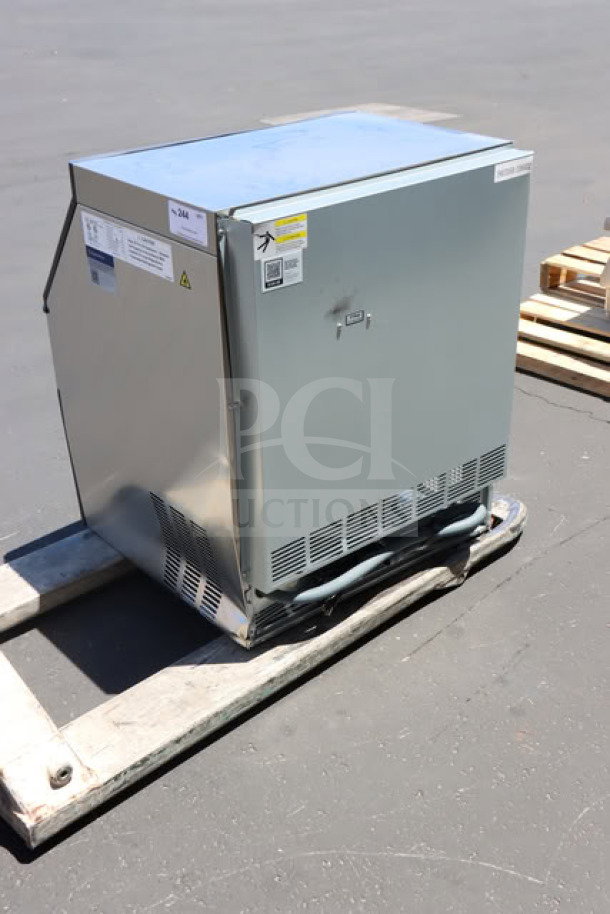 Avantco Ice UC-H-160-A undercounter ice machine with cosmetic damage, 160 lb capacity, air-cooled, shown on pallet.