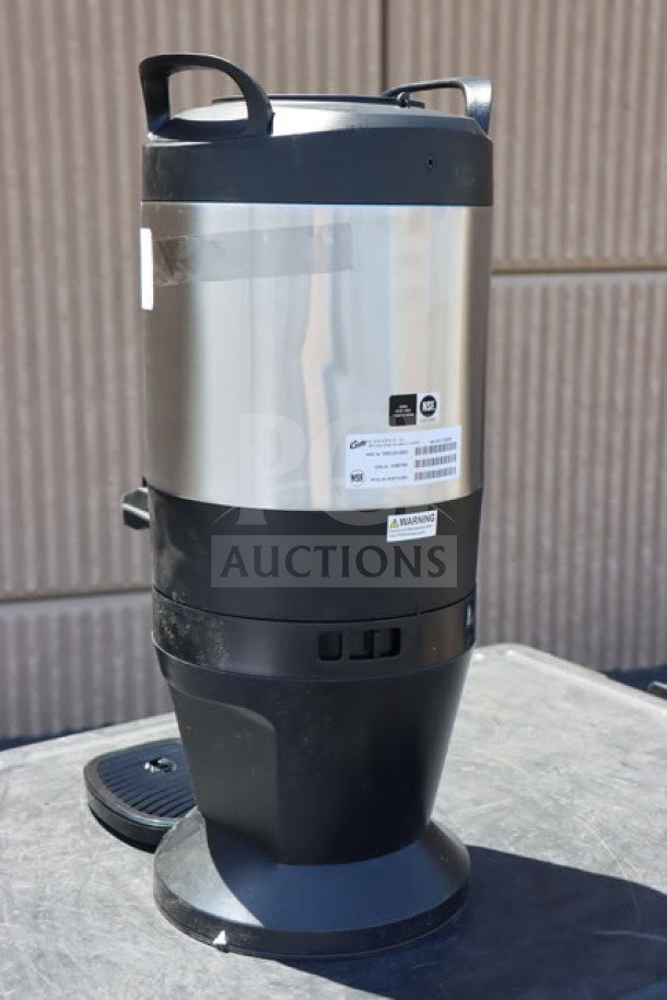 Curtis TXSG1501S600 ThermoPro 1.5 Gallon Vacuum Server, new condition, with stylized base and visible serial number tags.