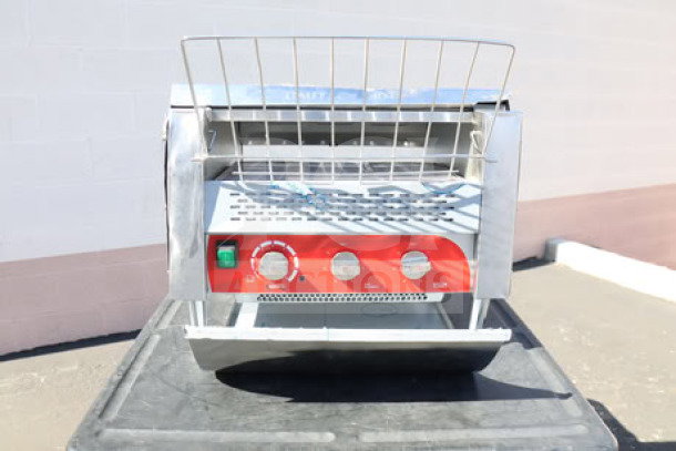 Avantco T3600B Commercial Conveyor Toaster, brand new scratch-n-dent, 14.5" wide, 3600W, 3" opening, bent prong.