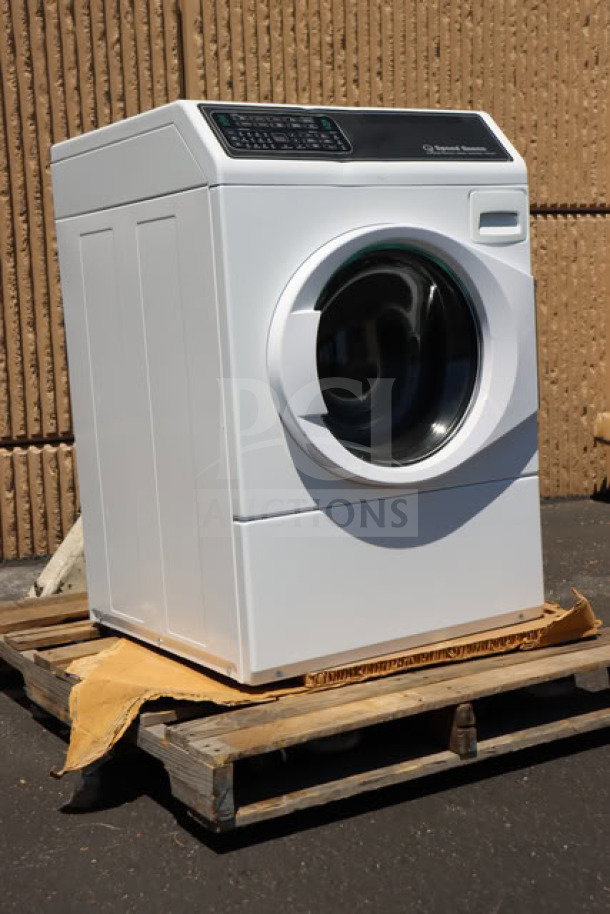 Brand new Speed Queen FF7012WN 3.5 cu. ft. front load washer with scratch-n-dent. Front control, right hinged, Pet Plus feature.