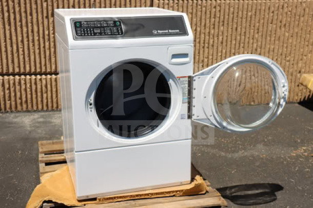 Speed Queen FF7012WN 3.5 cu. ft. front load washer, new, right hinged door, front control panel, visible scratch and dent.