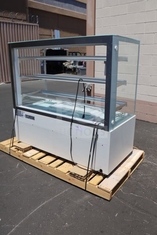 Brand new Avantco BCFD-60 bakery display case with LED lighting, 59 1/8", some broken glass, on pallet, 115V, 0.24A, 1 phase.