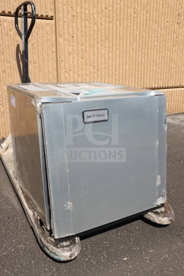 Ice-O-Matic CIM0320HA90 ice machine, new scratch-n-dent, 22" air-cooled, missing panel hardware, 115V, 325 lb capacity.