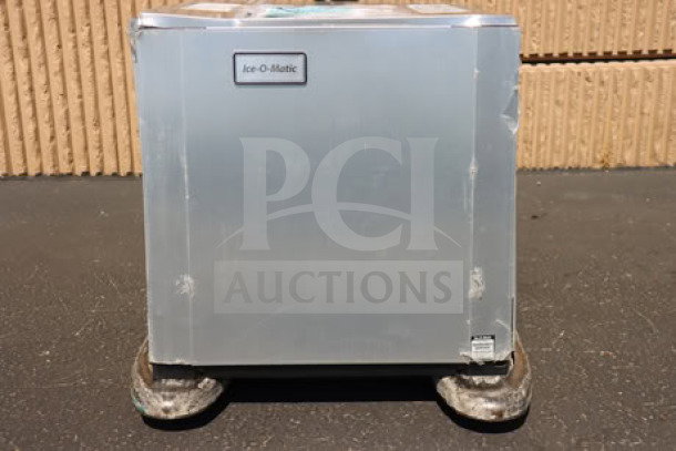 Ice-O-Matic CIM0320HA90 ice machine, brand new with dents, missing panel hardware, 22" air-cooled, 325 lb capacity.