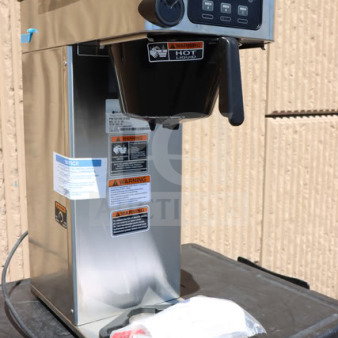 BRAND NEW Bunn 53100.0001 BrewWISE ICB-DV Stainless Steel Coffee Brewer, Dual Voltage, 4050W, minor scratches and dents.