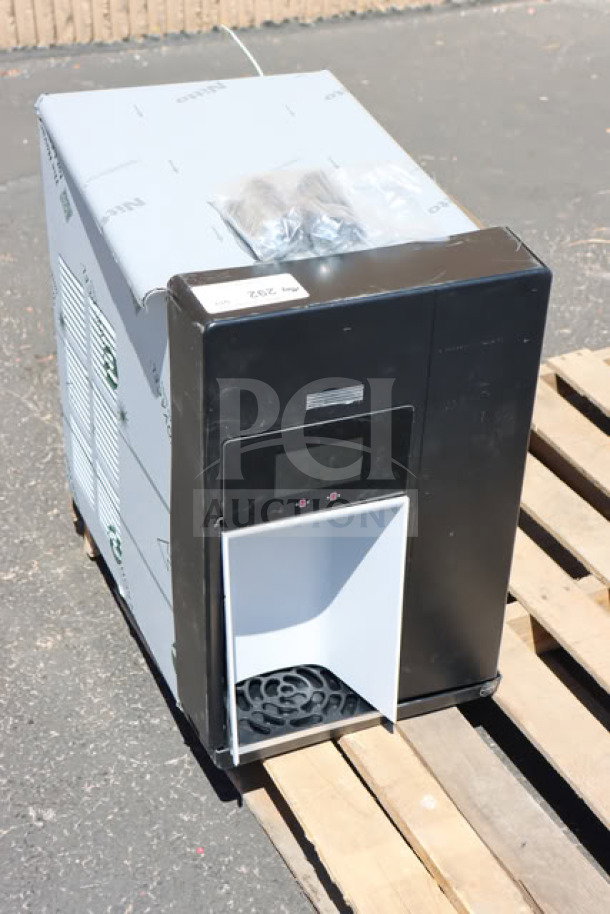 BRAND NEW Follett 15CI114A-IW-CL-ST-00 Chewblet Ice Maker, black/silver, scratch-n-dent, 15 lb. bin, 115V, on pallet.