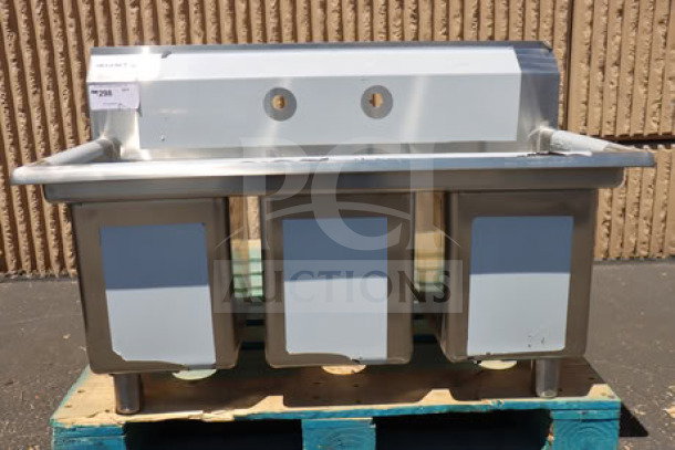 Brand new Regency 600S31014 39" three compartment commercial sink, 10"x12"x14" bowls, scratch-n-dent, no faucet.