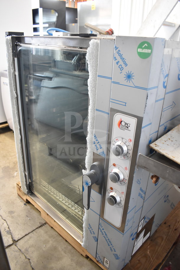 BRAND NEW Cooking Performance Group OCB210I 10 Pan Combi Oven with manual controls. Note broken glass on the door.