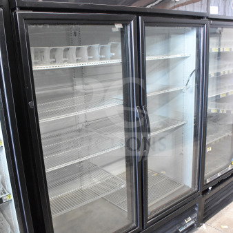 2017 True GDM-49-HC commercial cooler, 2 glass doors, black frame, shelves, labeled "Cold Drinks," working condition.