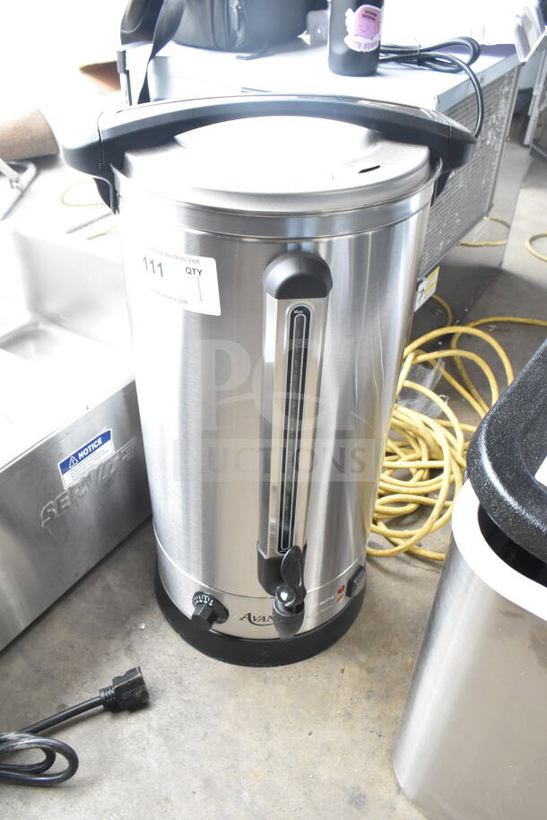 Brand new Avantco 177WB29L water boiler, 7.6 gallons, 196 cups, stainless steel, 120V, 1 phase, minor scratches and dents.